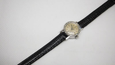 Omega solid 18 k white gold, 24 diamonds lovely vintage watch 1967