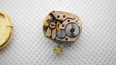 Omega Sapphette 18 k solid gold vintage 1962 cal 453