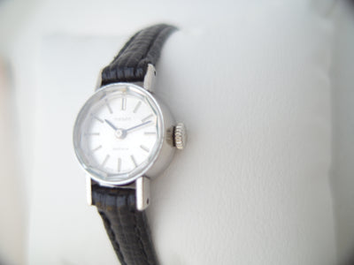 Tissot Saphir white gold plated ladies vintage 70 watch in gift box