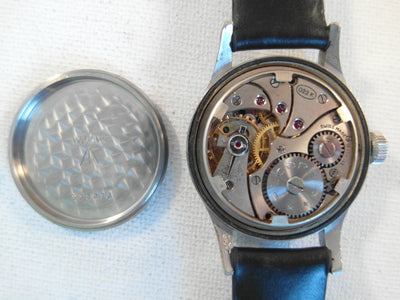 RECORD W.W.W. MILITARY WATCH WWII CAL 022K