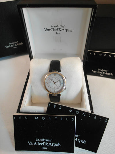 Van Cleef & Arpels Memento Alarm "La Collection" with box and papers reference 44077, 423 003 and limited edition number 118